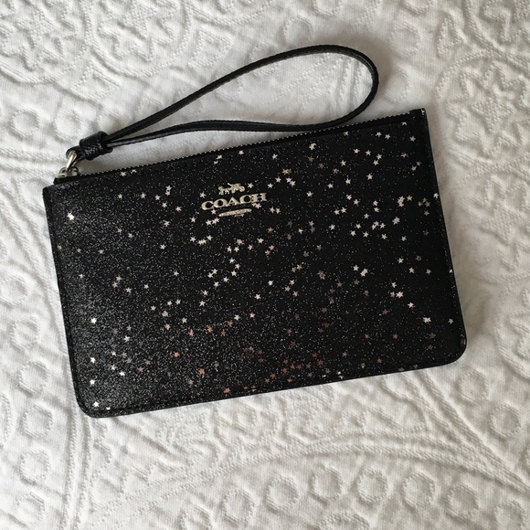 Coach Handbags - Coach wristlet